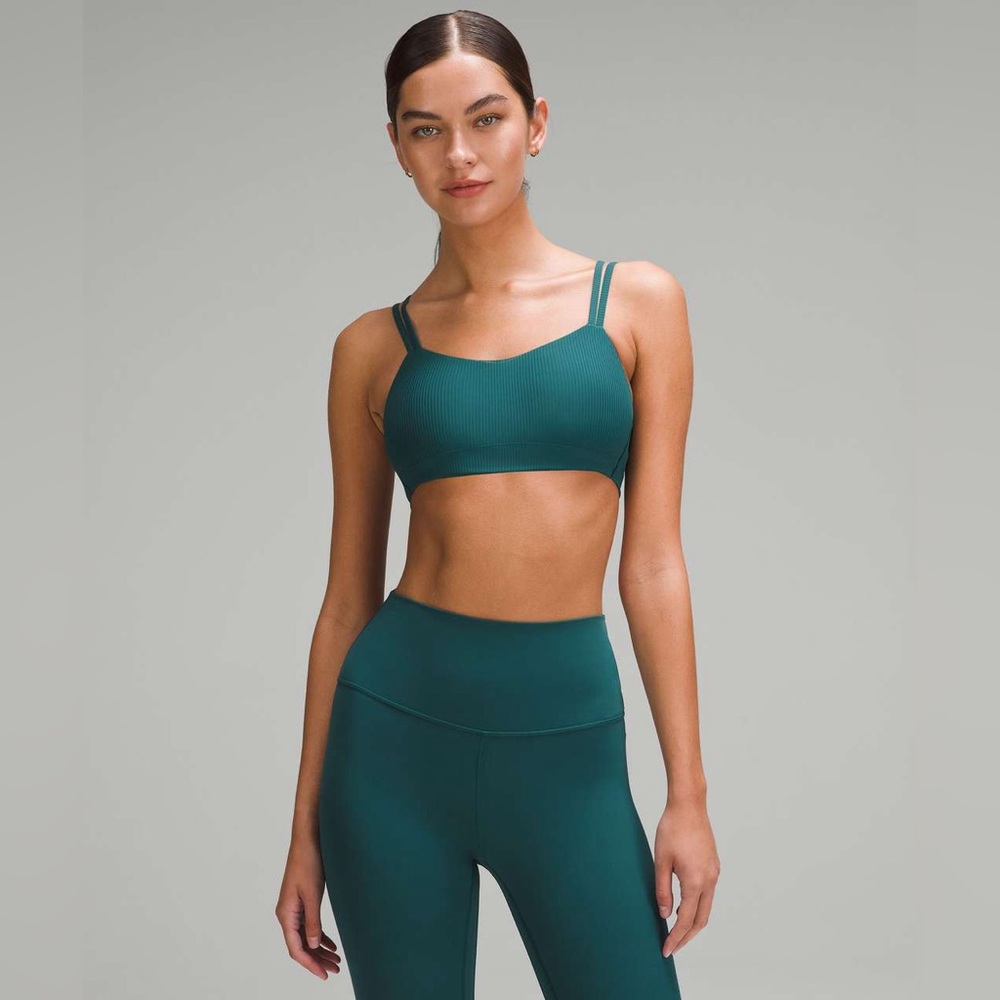 Lululemon Sports Bra and Leggings Set